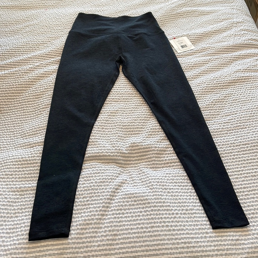 Beyond Yoga heather black large leggings